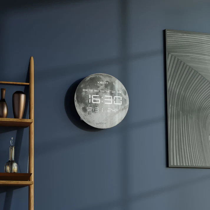 XECH  Solaris Moon